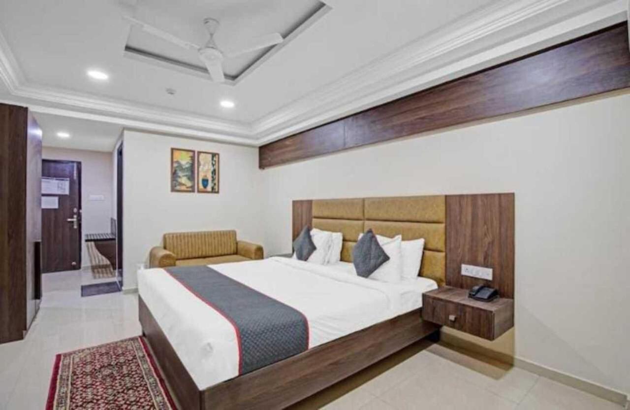 Alba Premier, Ahmedabad Otel Dış mekan fotoğraf